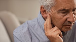 10 Warning Signs Of Hearing Loss 300x169