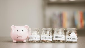 4 Bad Money Habits To Break In 2023 300x169
