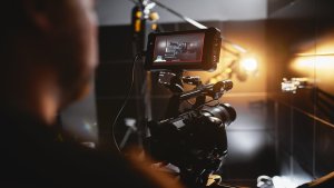 6 Video Marketing Benefits For Growing Your Business 300x169